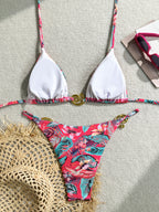 Bikini sexy con copa triangular y braga de corte alto