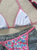 Bikini floral + cuadros rosa con perlas