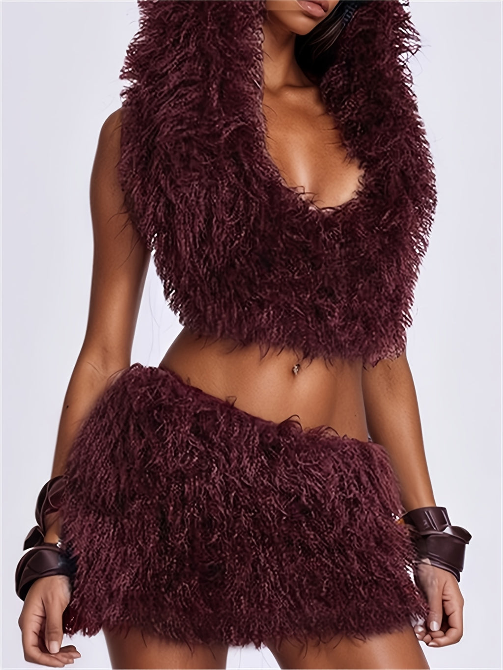 Conjunto 2 Piezas · Top con Capucha y Espalda Descubierta + Mini Falda