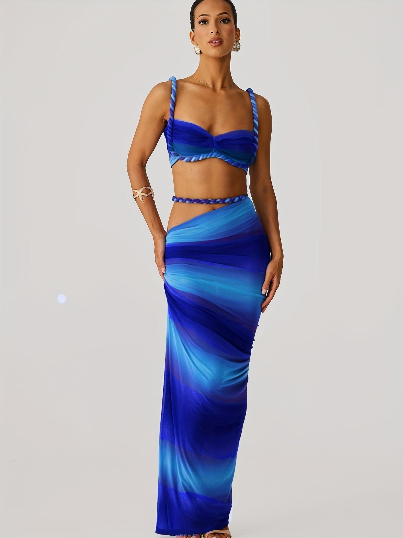 Set 2 Piezas Halter con Espalda Descubierta – Top Corto + Falda Ajustada