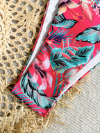 Bikini sexy con copa triangular y braga de corte alto