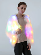 Abrigo de Peluche con Luces LED · Edición Nocturna