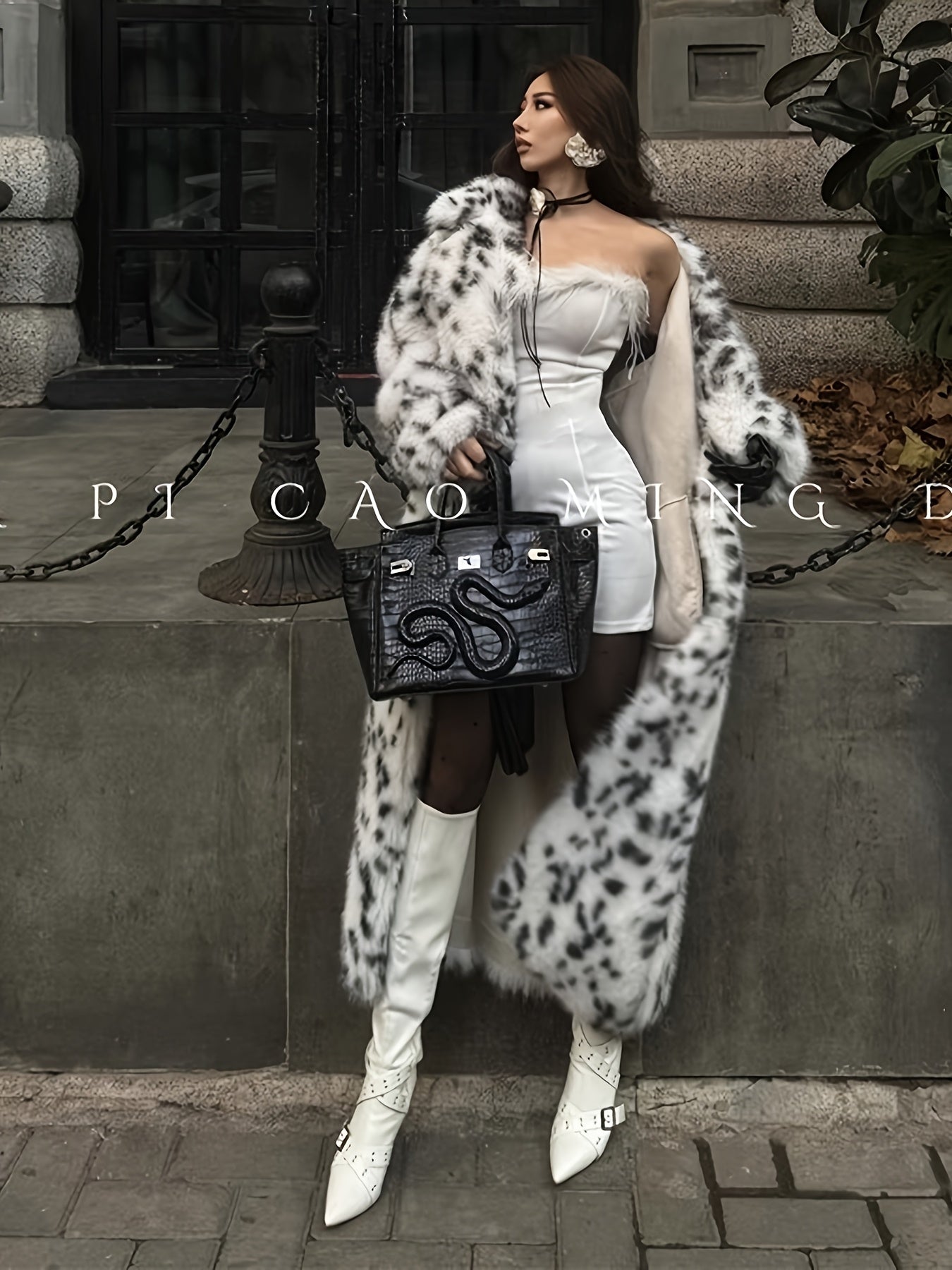 Abrigo Largo de Peluche · Estampado Lince/Leopardo