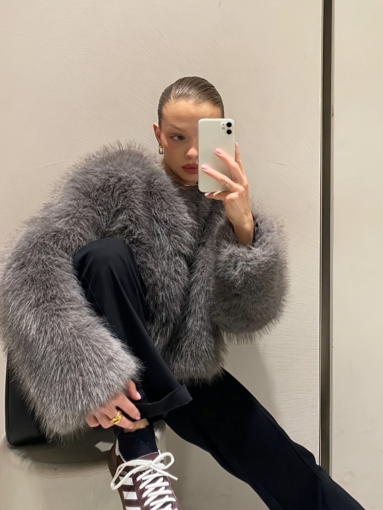 Chaqueta de Peluche Tipo Zorro · Alta Calidad