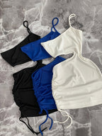 Vestido corto bodycon con tirantes asimétricos – 3 piezas