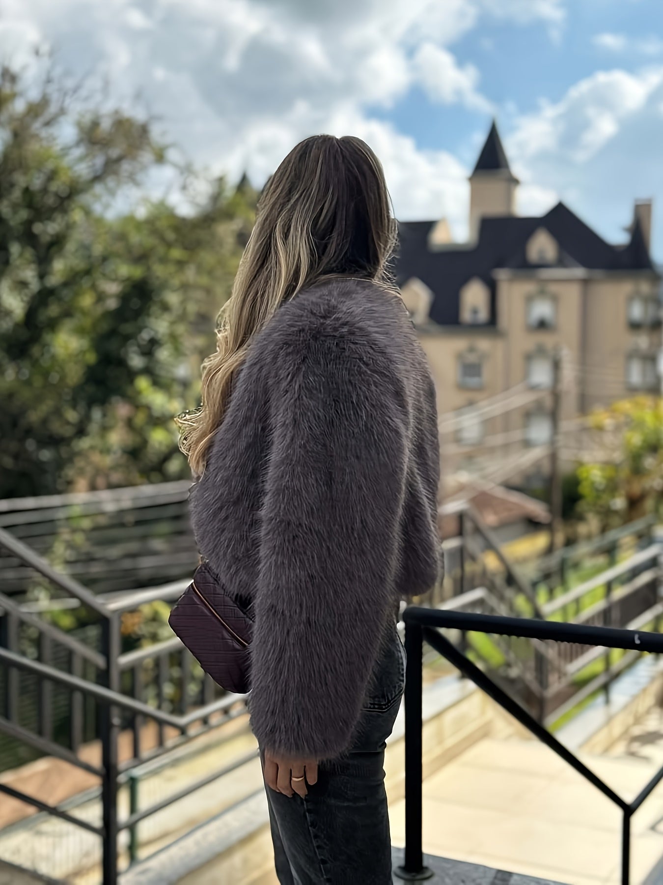 Chaqueta de Peluche Tipo Zorro · Alta Calidad