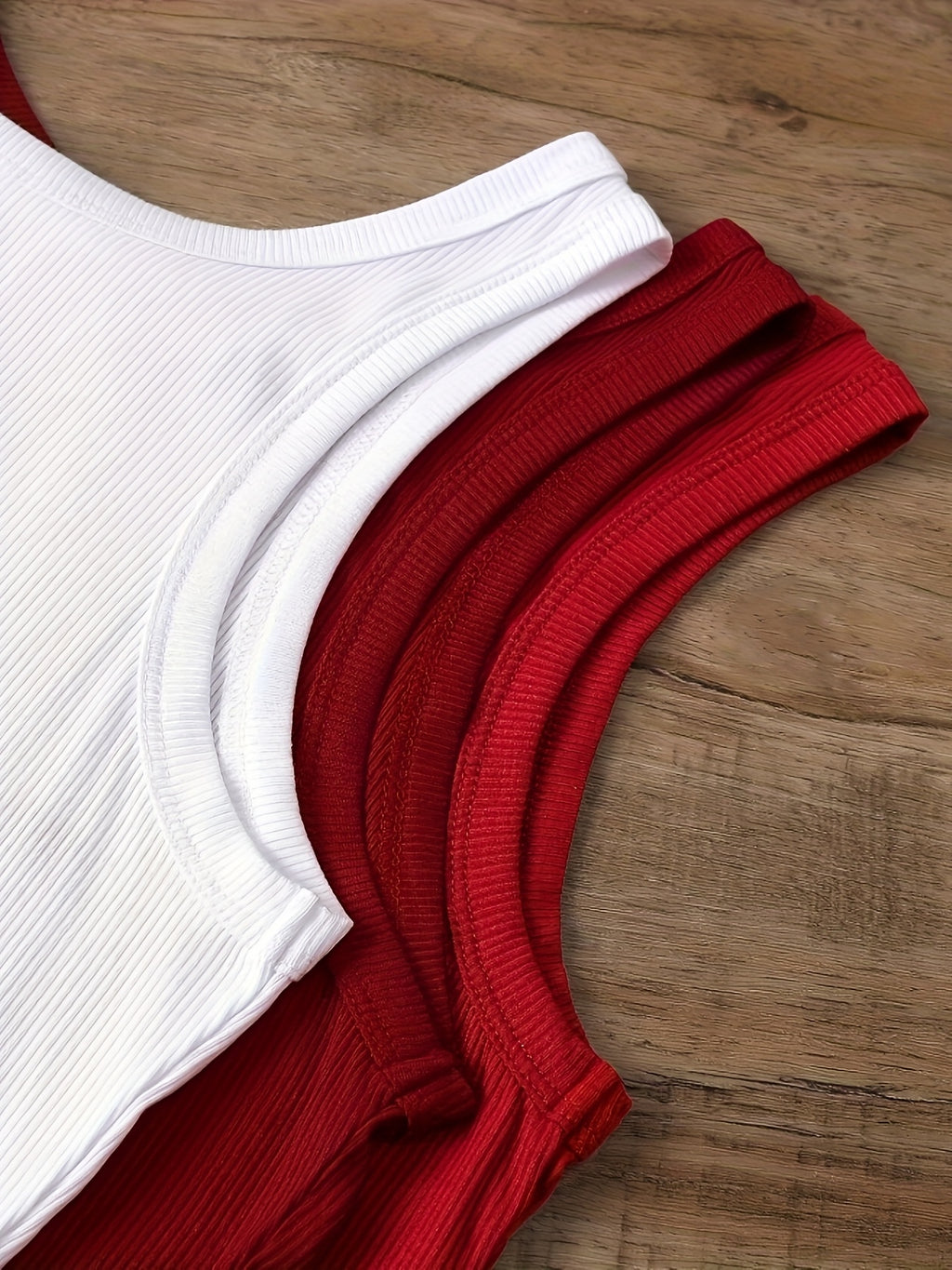 Top Corto Bordado con Cerezas, Lazos y Corazones – Estilo Coquette