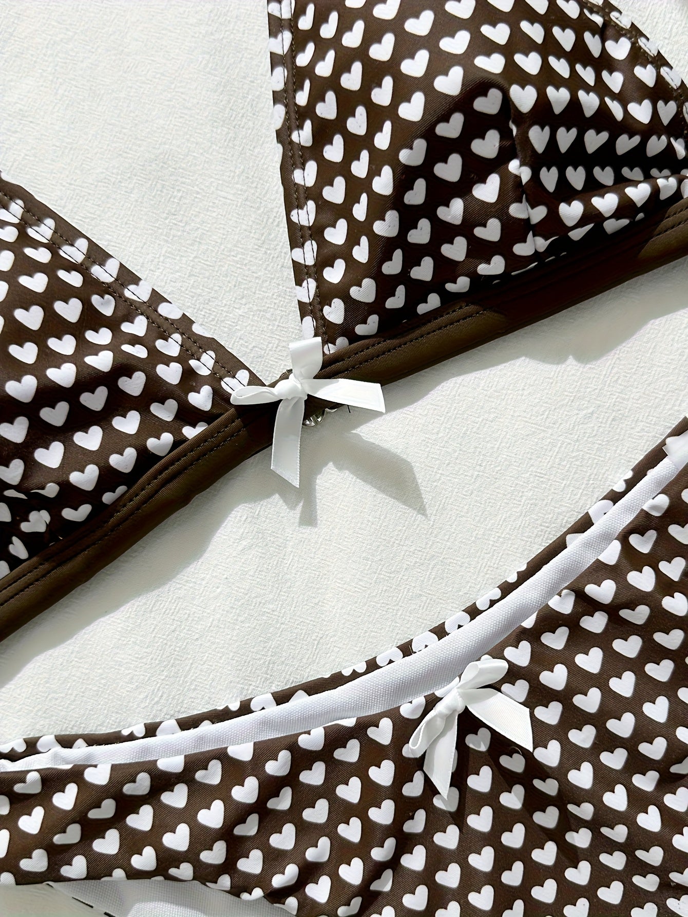 Bikini marrón con corazones