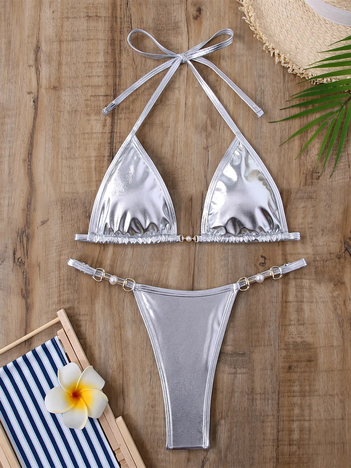 Micro Bikini Rosa Brillante Efecto PU – Sexy para Playa