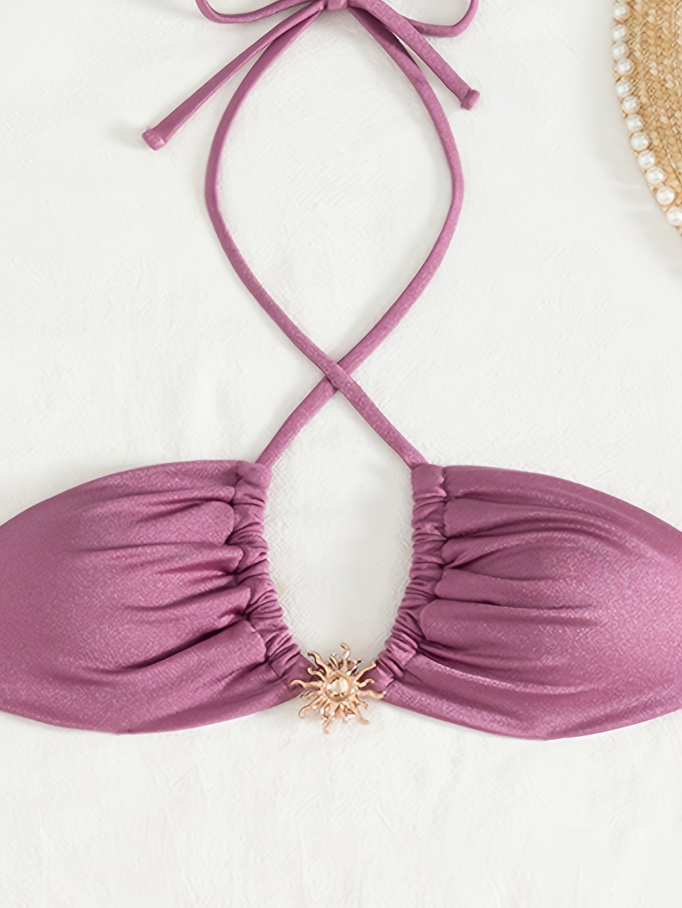 Bikini Fucsia 3 Piezas · Falda + Detalles Cruzados