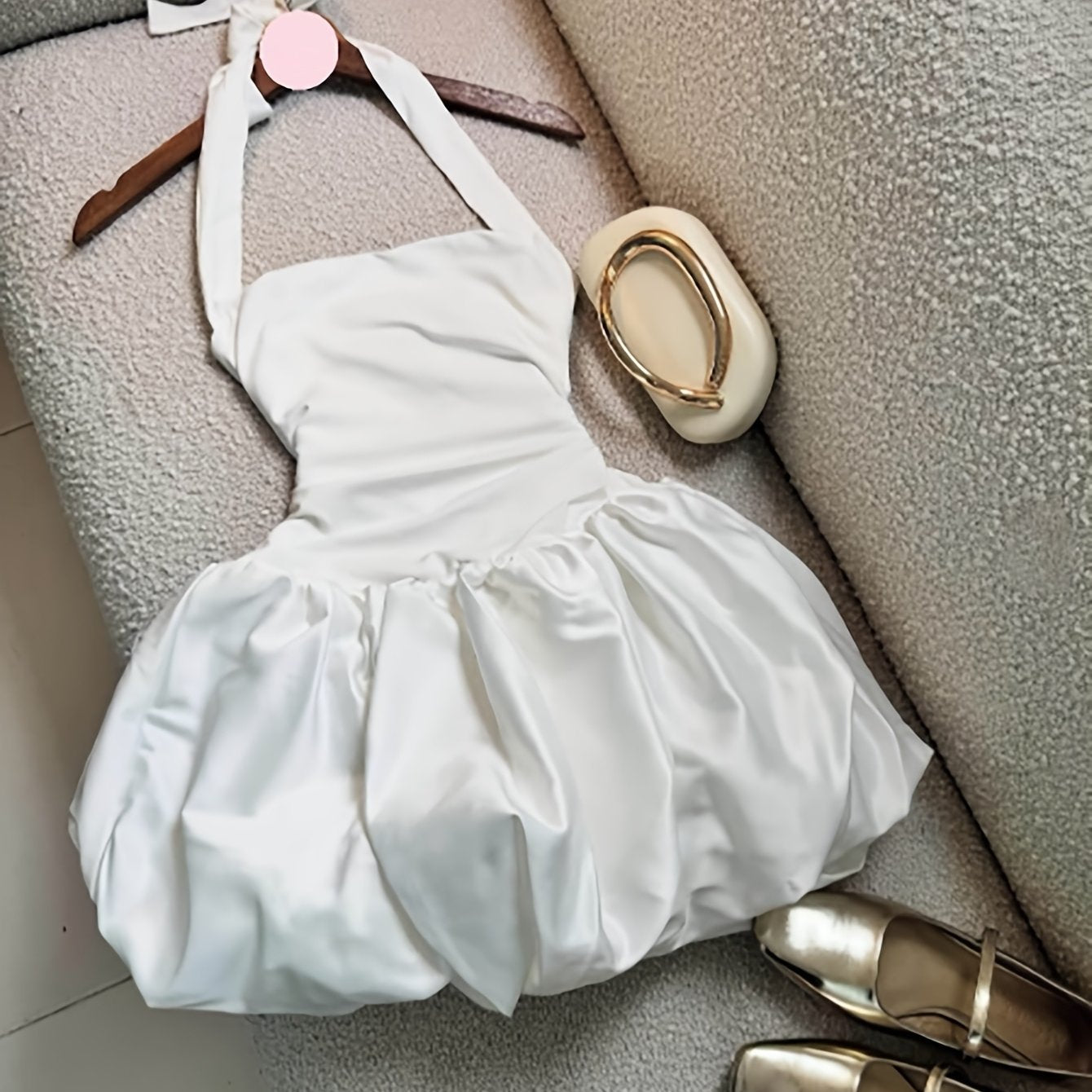 Vestido mini halter color sólido