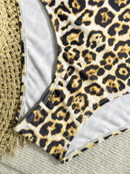 Bikini de leopardo con estrella metálica