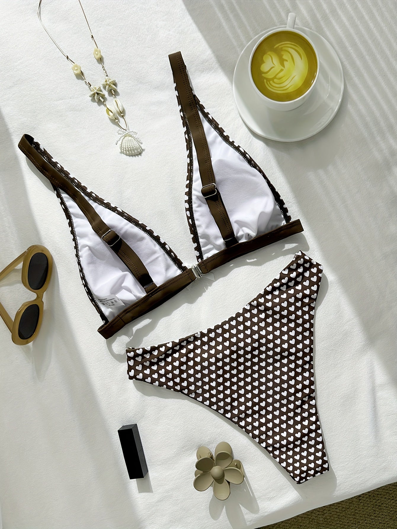 Bikini marrón con corazones