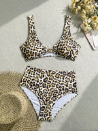 Bikini de leopardo con estrella metálica