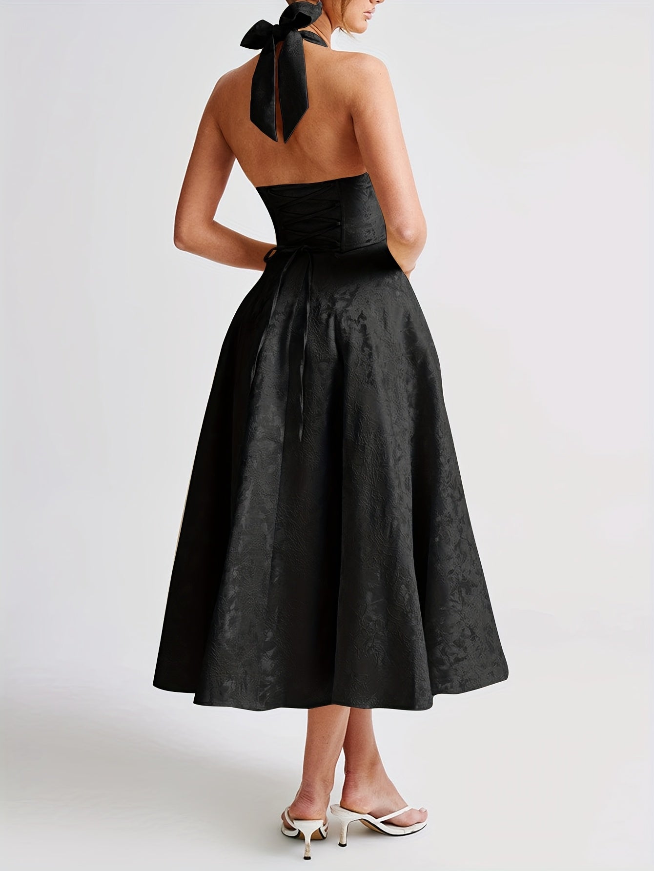 Vestido Largo Estilo Francés con Escote Profundo y Lazada – Elegante para Eventos